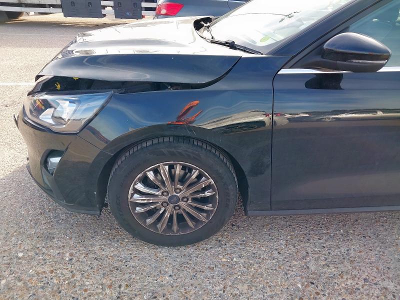 2022 FORD FOCUS TITANIUM AUTO 