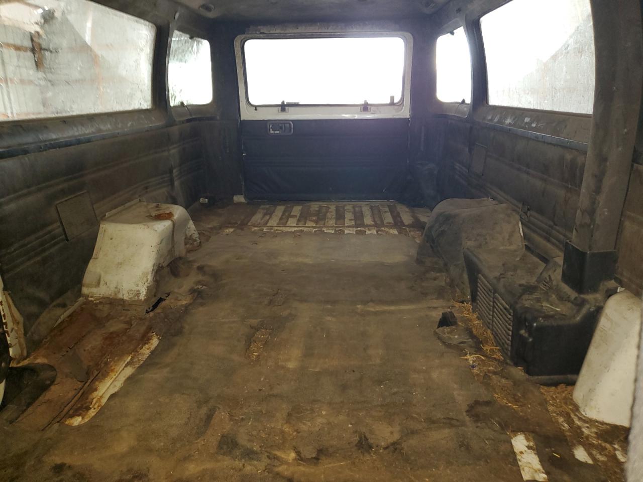 2002 Dodge Ram Wagon B3500 VIN: 2B5WB35Y92K109605 Lot: 81635945