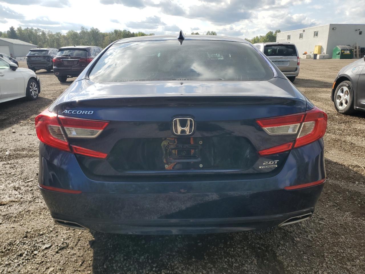 2018 Honda Accord Touring VIN: 1HGCV2F90JA800262 Lot: 83806065