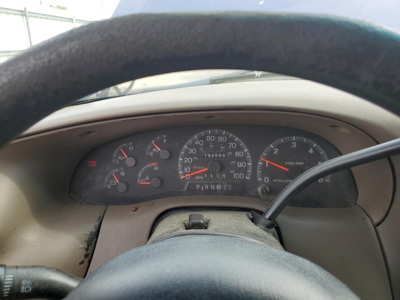 1998 Ford F150 VIN: 2FTZF08W6WCB16383 Lot: 81642205