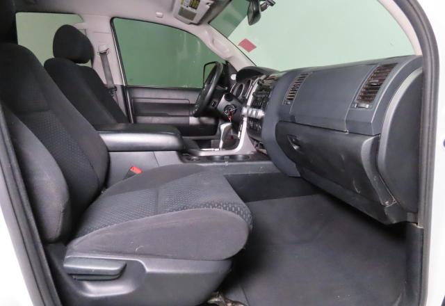 Pickups TOYOTA TUNDRA 2013 Biały