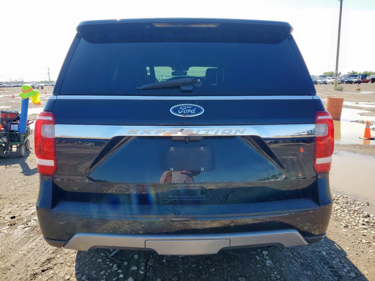 2021 Ford Expedition Xlt VIN: 1FMJU1HT5MEA33058 Lot: 83964935