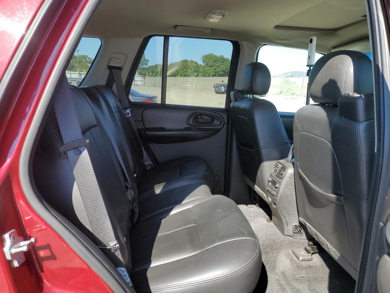 2008 Chevrolet Trailblazer Ls VIN: 1GNES13M082226485 Lot: 81821305