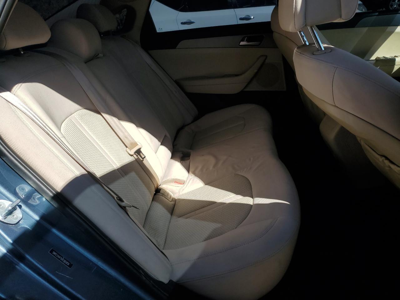 2016 Hyundai Sonata Se VIN: 5NPE24AF5GH305856 Lot: 81340595