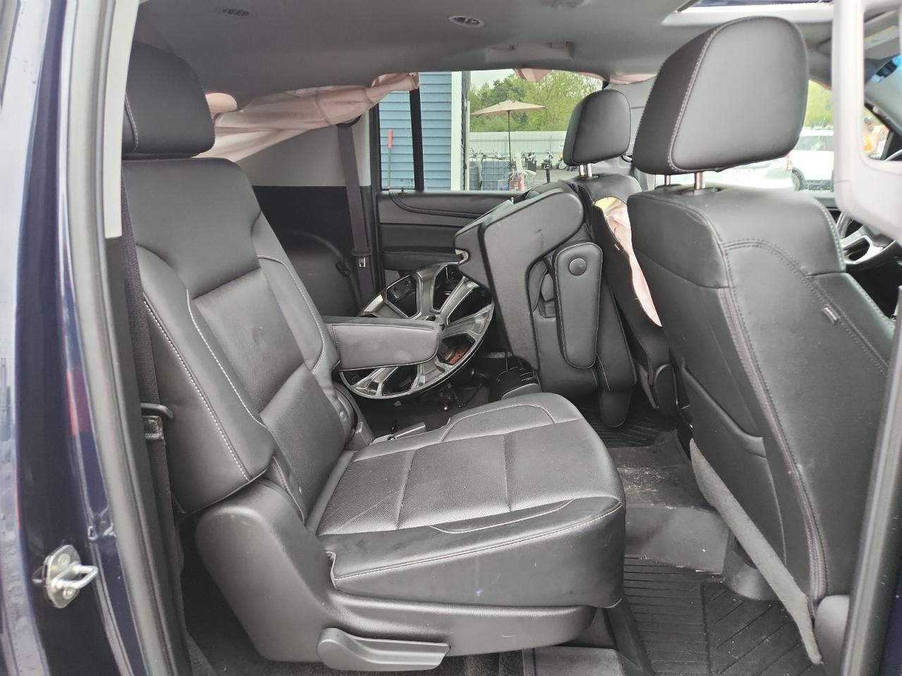 2018 GMC Yukon Xl K1500 Slt VIN: 1GKS2GKC4JR318725 Lot: 83813505