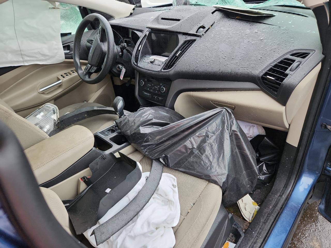 2018 Ford Escape Se VIN: 1FMCU0GD4JUC38384 Lot: 81070145