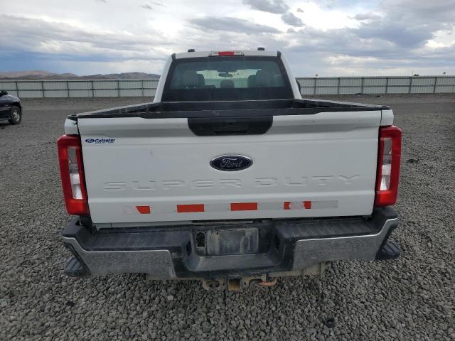 FORD F250 2024 Biały