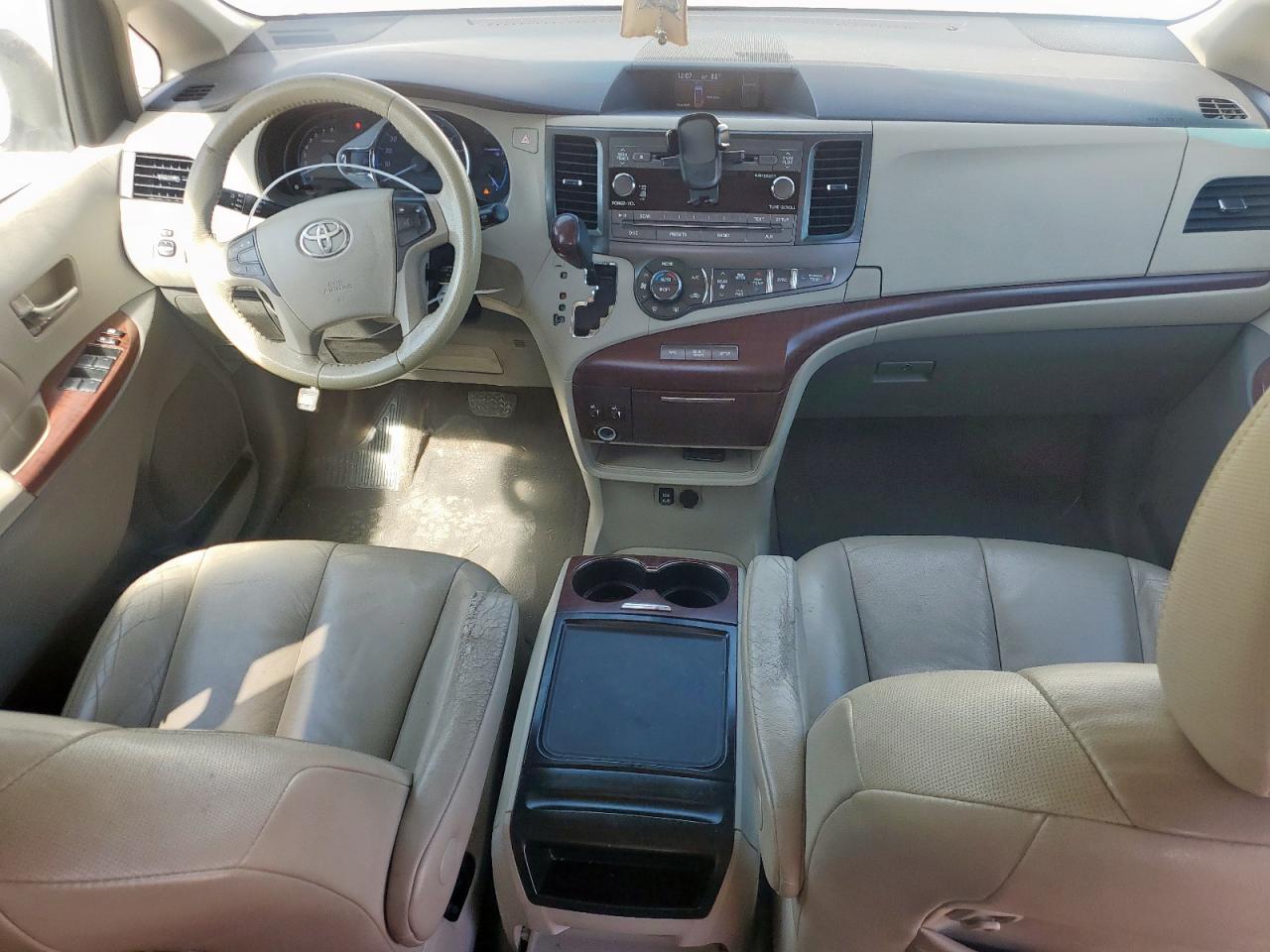2012 Toyota Sienna Xle VIN: 5TDYK3DC7CS236651 Lot: 83776455