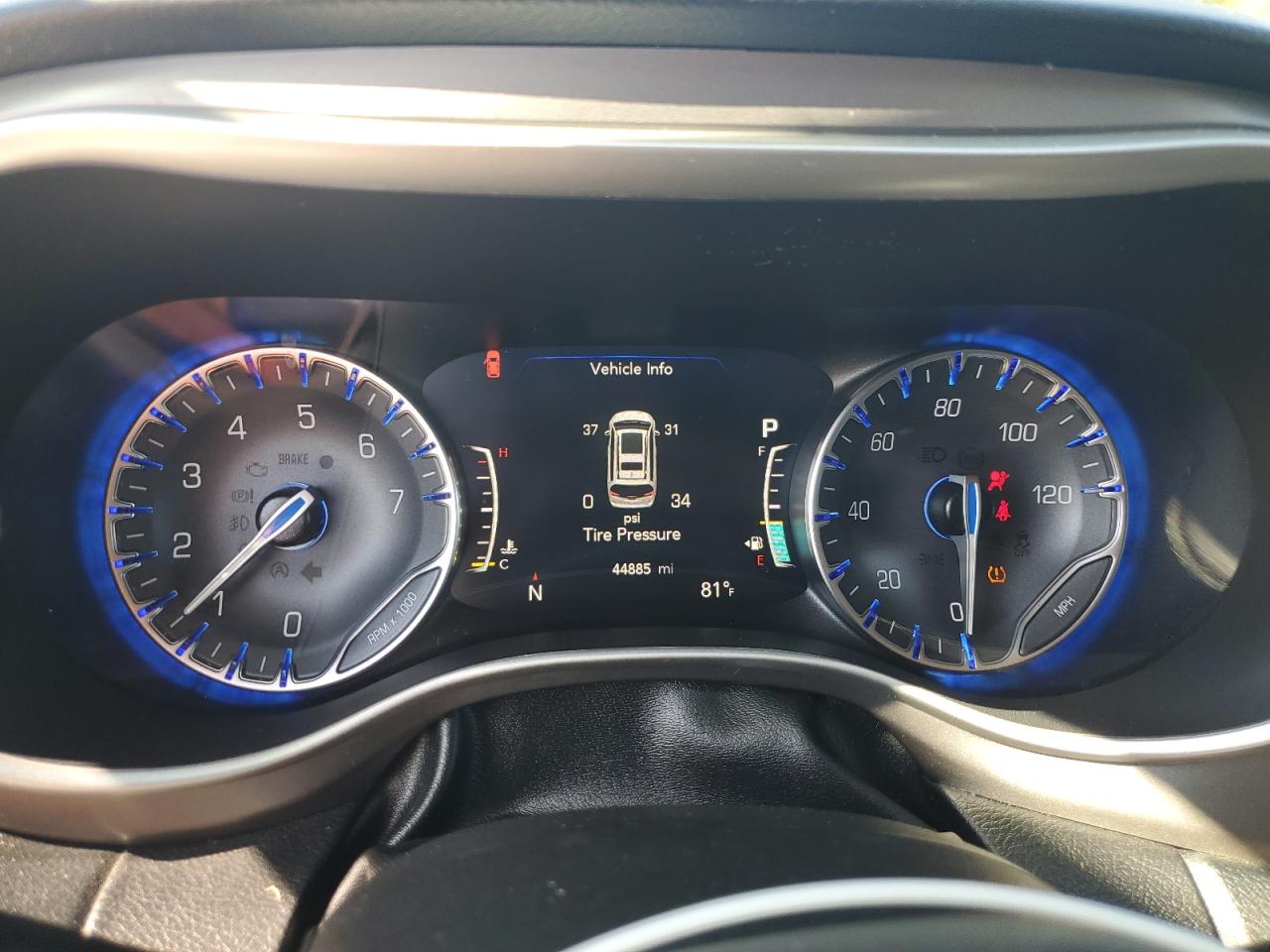 2022 Chrysler Pacifica Touring L VIN: 2C4RC1BG7NR197907 Lot: 81447445