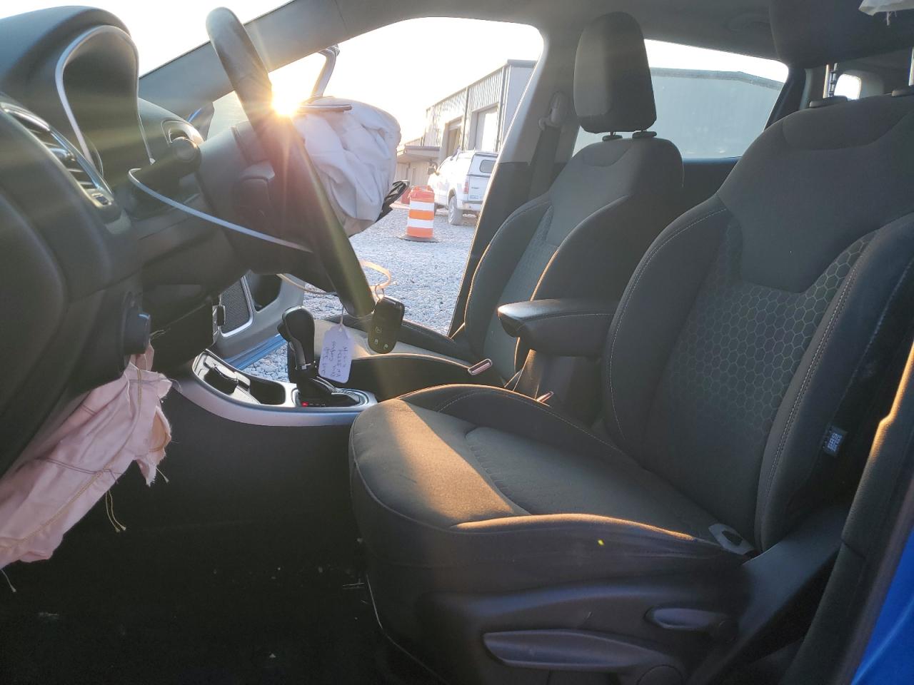 2019 Jeep Compass Sport VIN: 3C4NJDAB9KT658934 Lot: 80175385