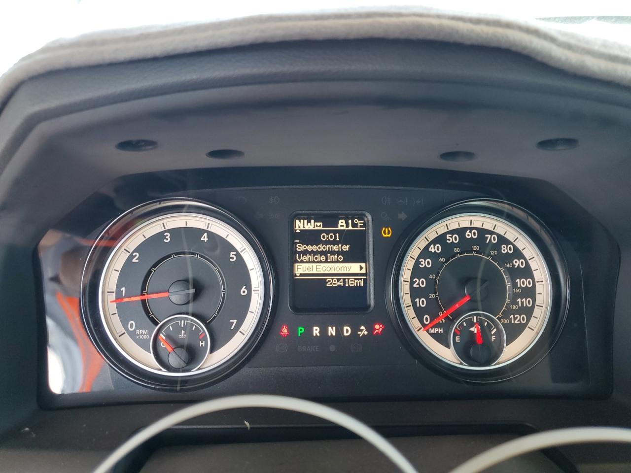 2018 Ram 1500 St VIN: 3C6JR7DT1JG138044 Lot: 81643625