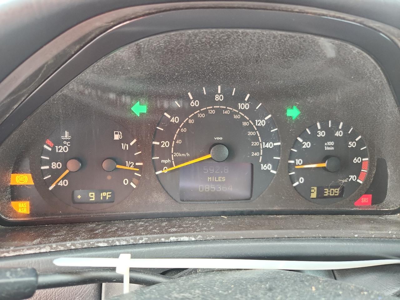 2000 Mercedes-Benz Clk 430 VIN: WDBLK70GXYT042181 Lot: 82095175