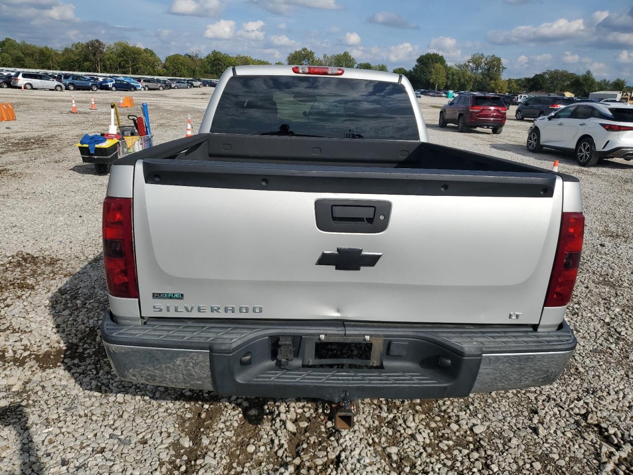 2011 Chevrolet Silverado C1500 Lt VIN: 1GCRCSE0XBZ422746 Lot: 81724995