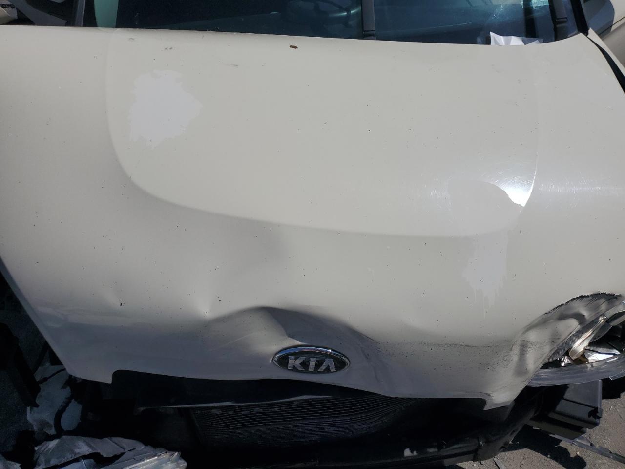 2013 Kia Soul + VIN: KNDJT2A68D7572070 Lot: 81628785