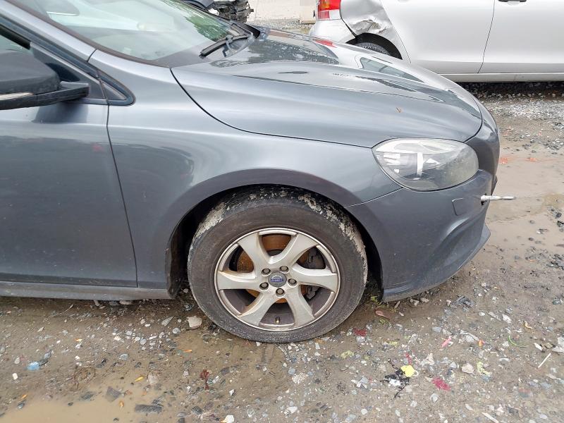 2013 VOLVO V40 CROSS COUNTRY SE D2 A D2 CROSS COUNTRY SE 5DR POWERSHIF