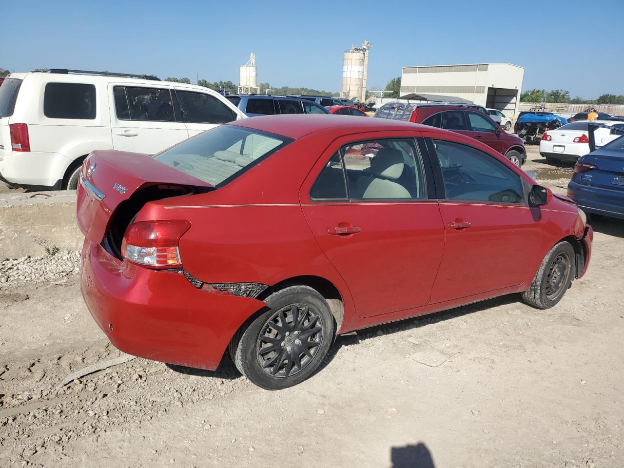 2007 Toyota Yaris red null gasoline JTDBT923071152182 photo #4