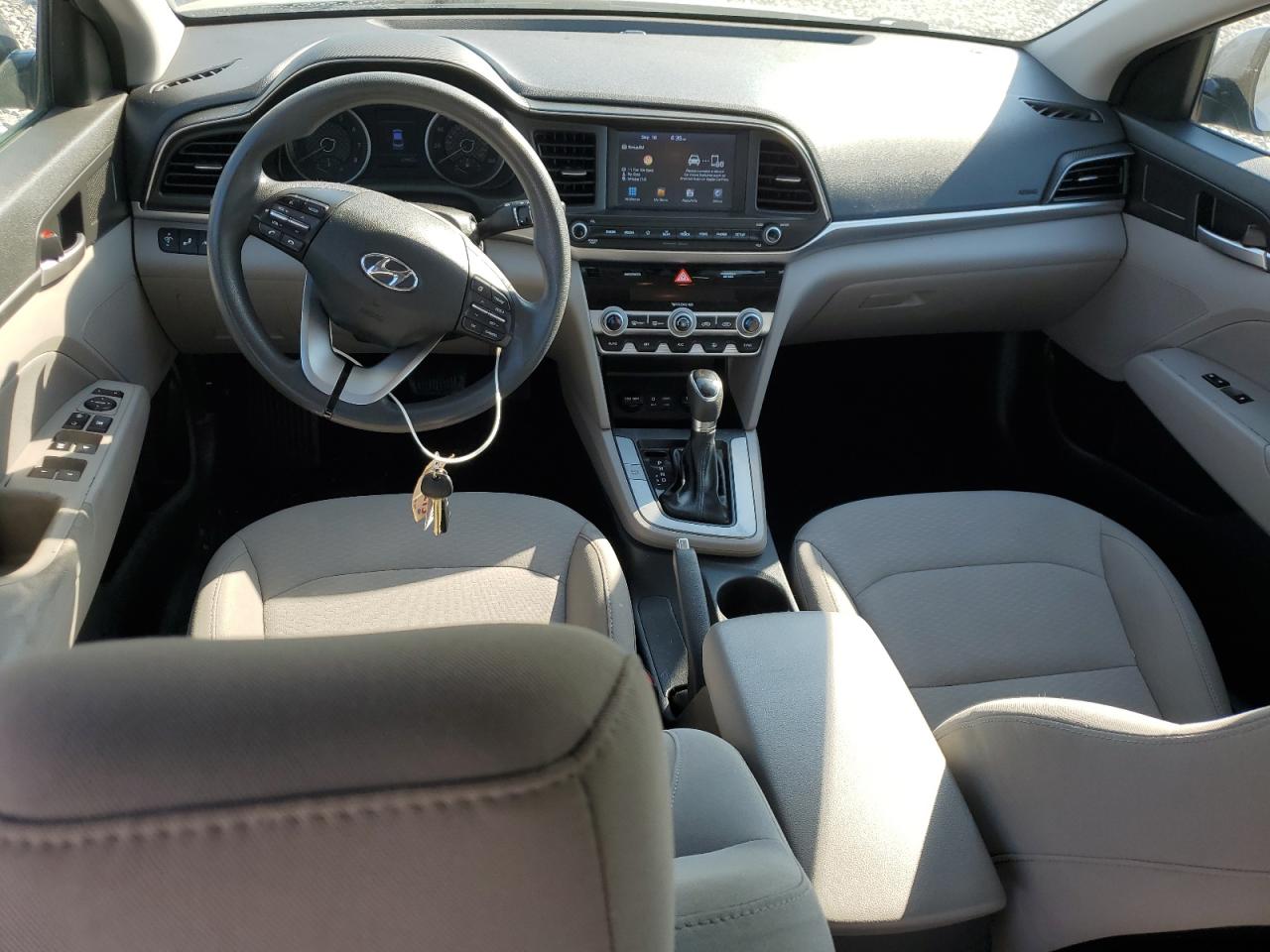 2020 Hyundai Elantra Sel VIN: 5NPD84LF7LH499209 Lot: 81133655