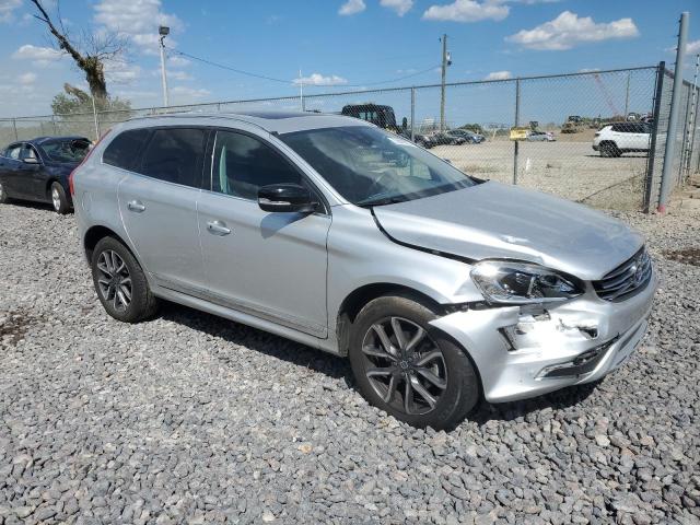  VOLVO XC60 2017 Серебристый