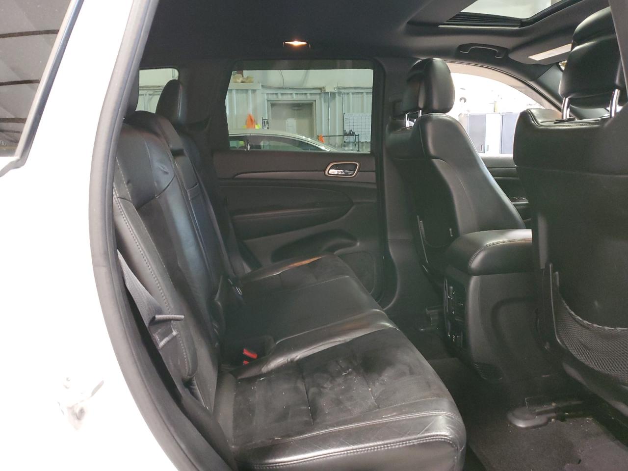 2015 Jeep Grand Cherokee Laredo VIN: 1C4RJEAG9FC749447 Lot: 84371725