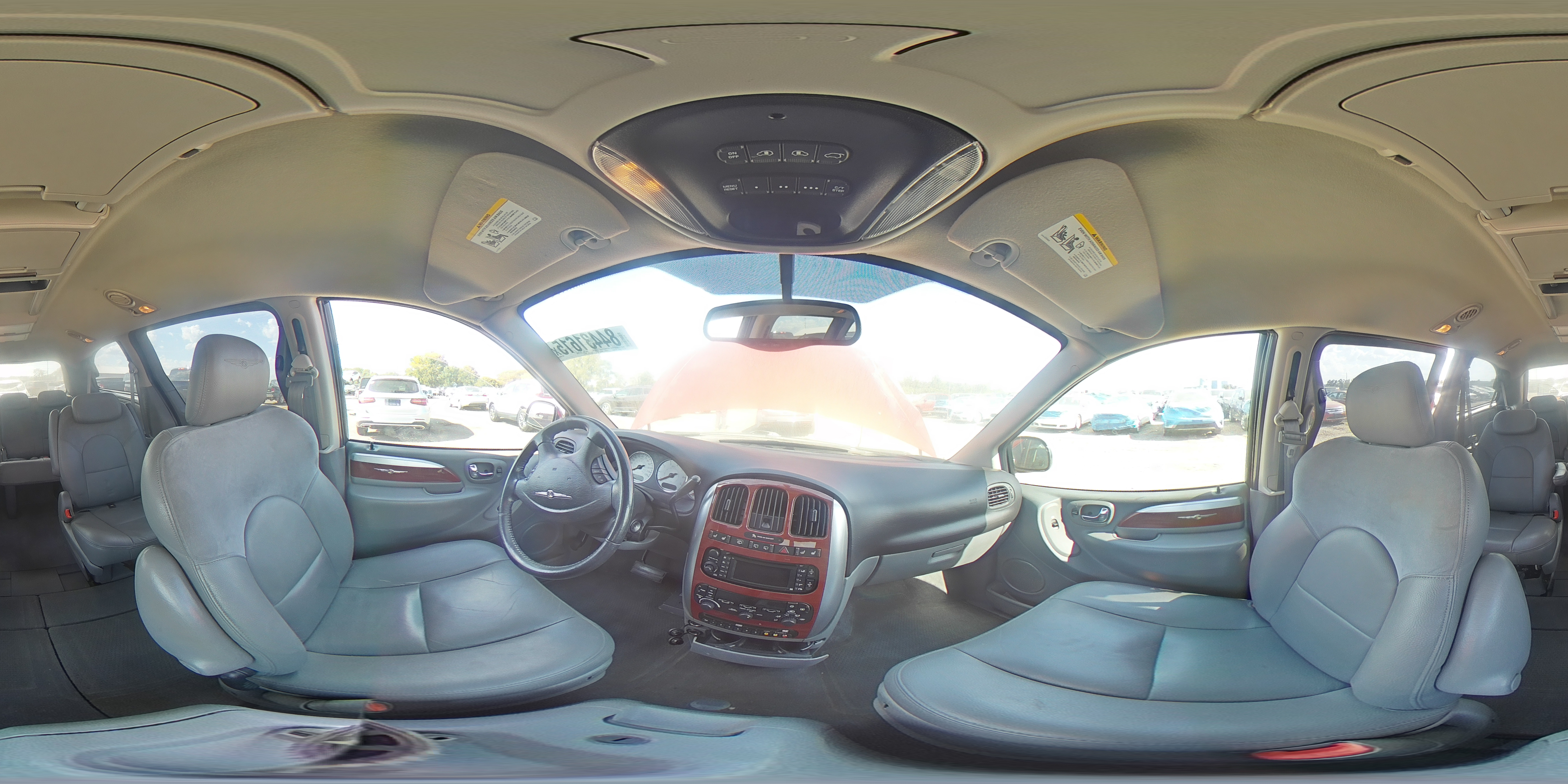 2005 Chrysler Town & Country Limited VIN: 2C8GP64L85R189414 Lot: 84431615