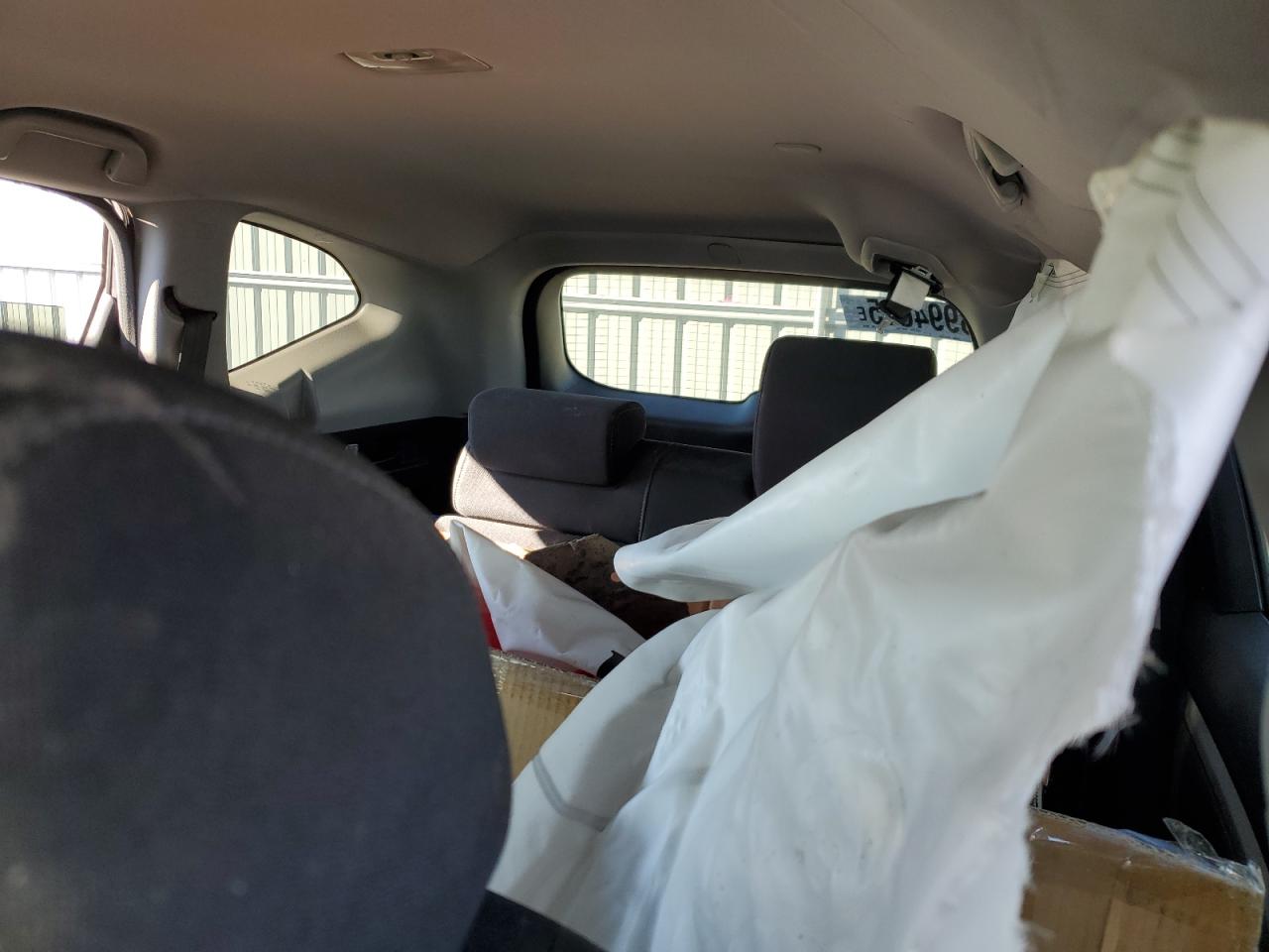 2019 Honda Cr-V Lx VIN: 2HKRW1H32KH00200 Lot: 83994615