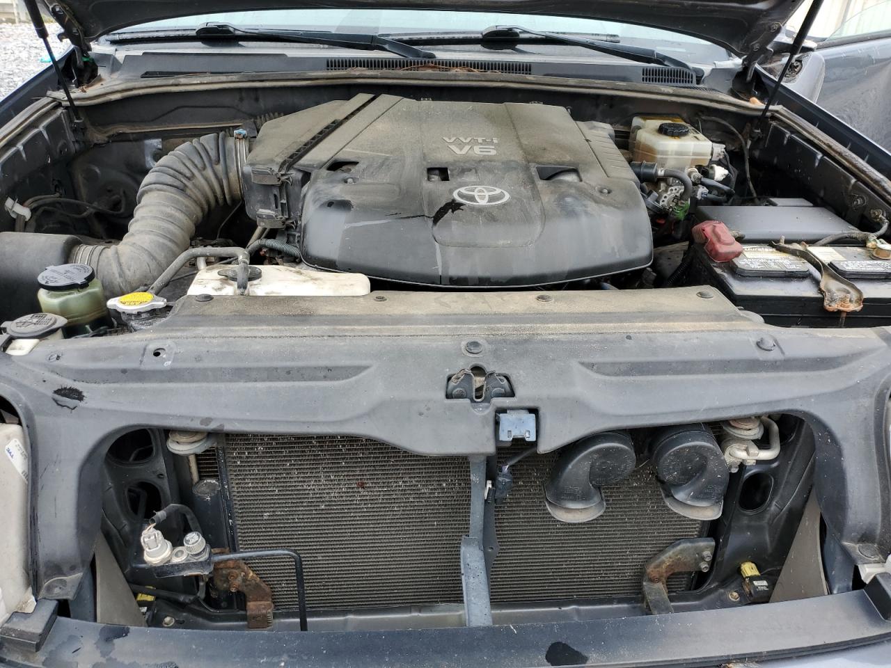 2004 Toyota 4Runner Sr5 VIN: JTEBU14R840043479 Lot: 82148235