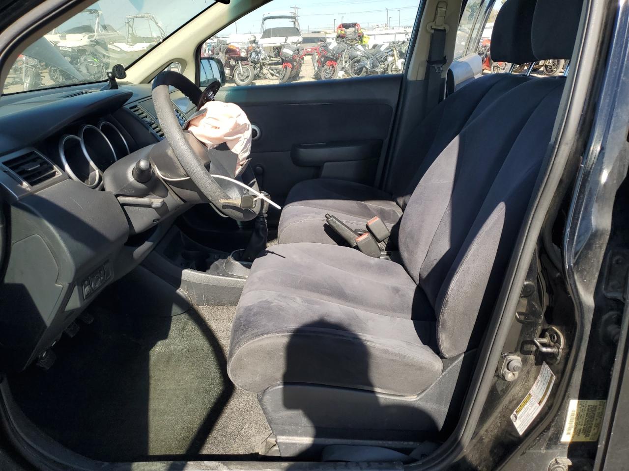 2008 Nissan Versa S VIN: 3N1BC13E08L415401 Lot: 84217675