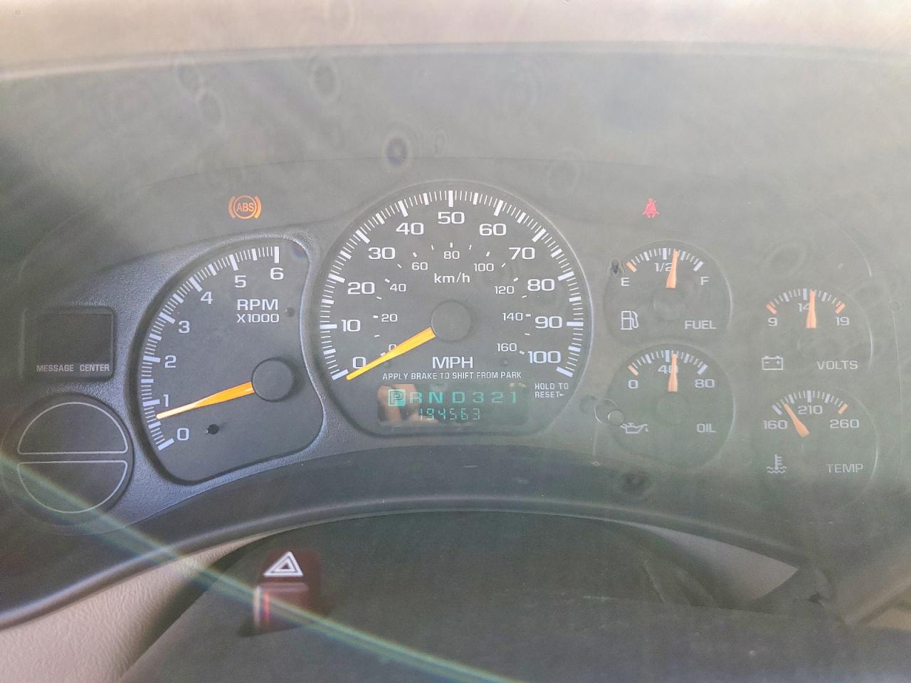 2001 Chevrolet Tahoe C1500 VIN: 1GNEC13T61R105705 Lot: 80744075