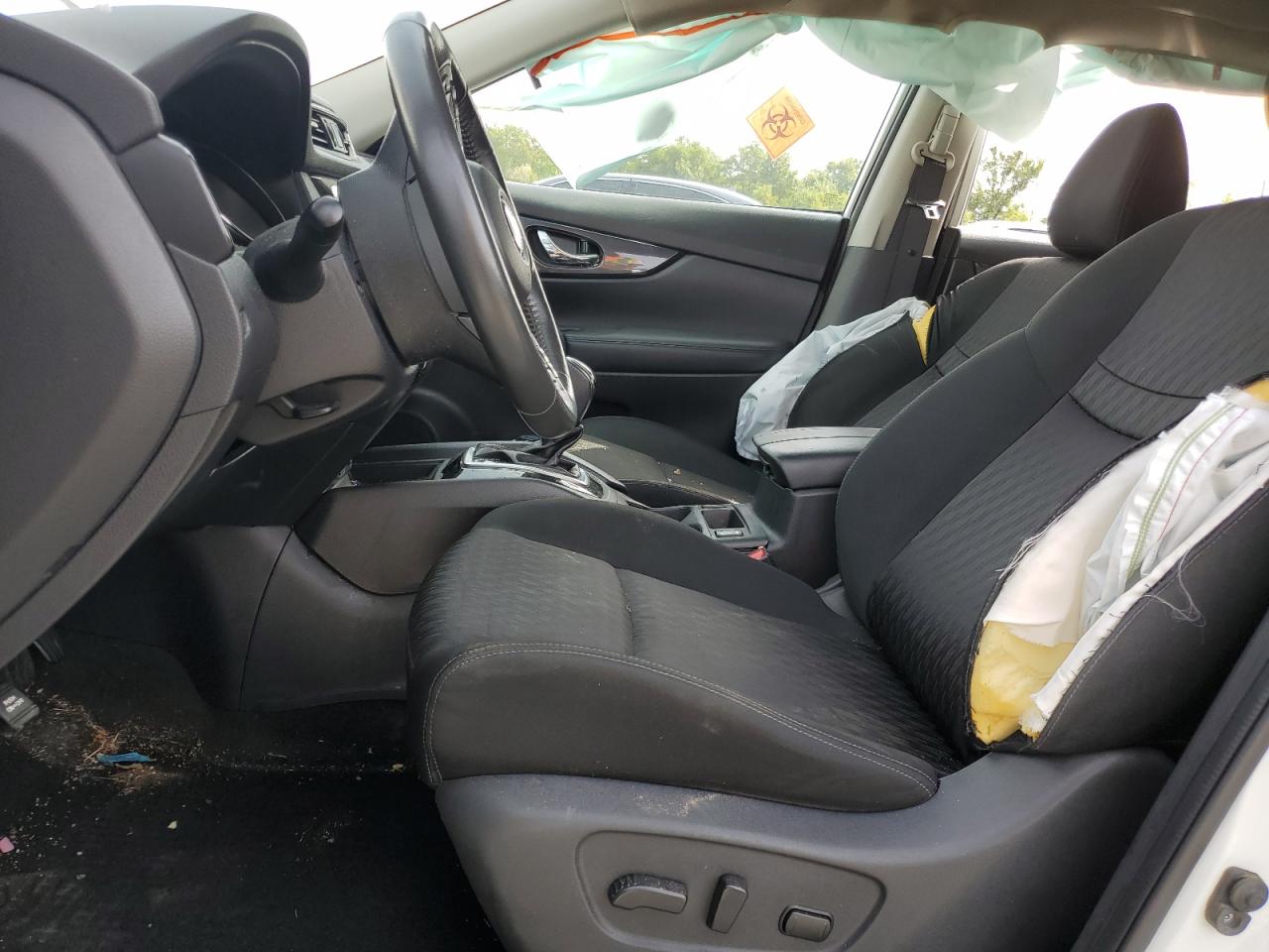 2017 Nissan Rogue S VIN: KNMAT2MV1HP529120 Lot: 81206665