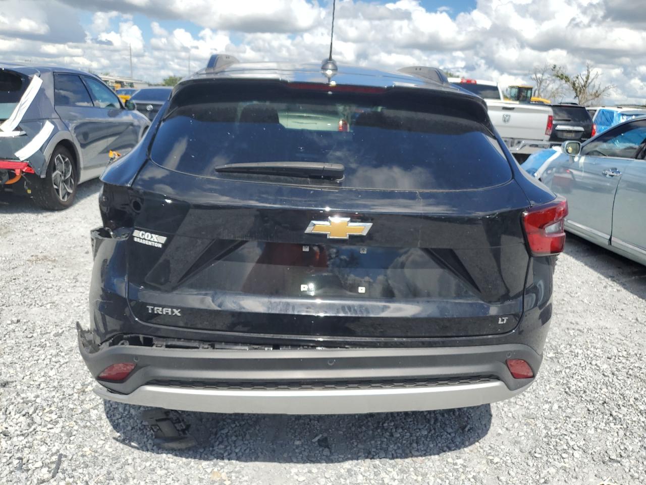 2024 Chevrolet Trax 1Lt VIN: KL77LHE29RC212418 Lot: 81429235