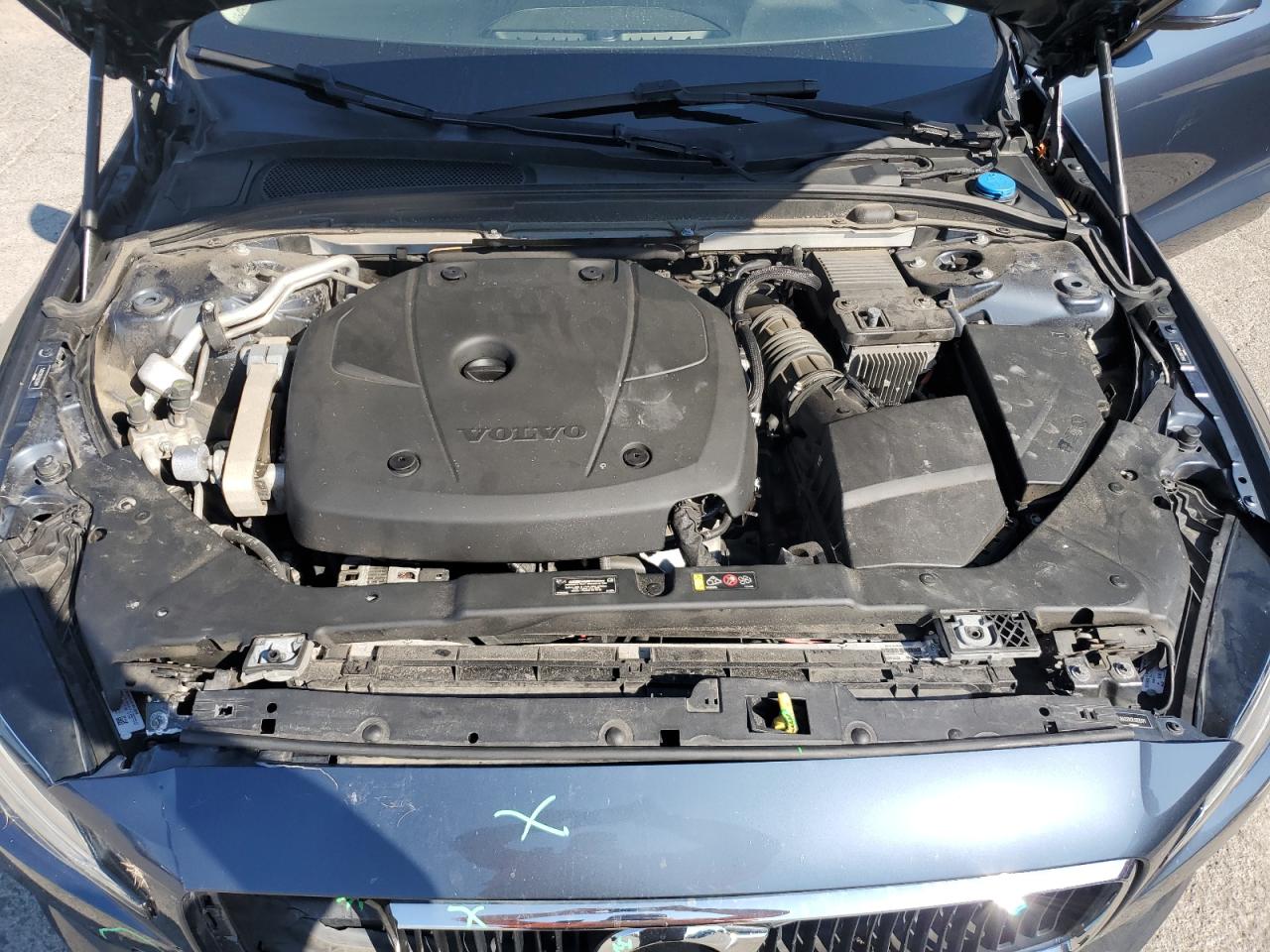 2020 Volvo S60 T6 Momentum VIN: 7JRA22TK7LG035171 Lot: 80463515