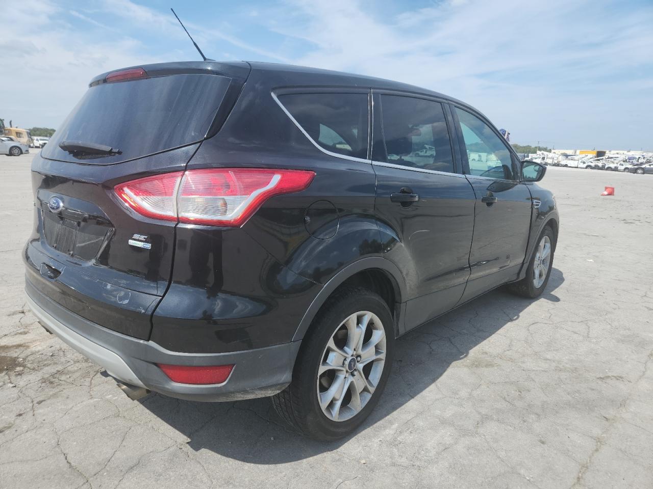 2015 Ford Escape Se VIN: 1FMCU9G90FUB09324 Lot: 81240535