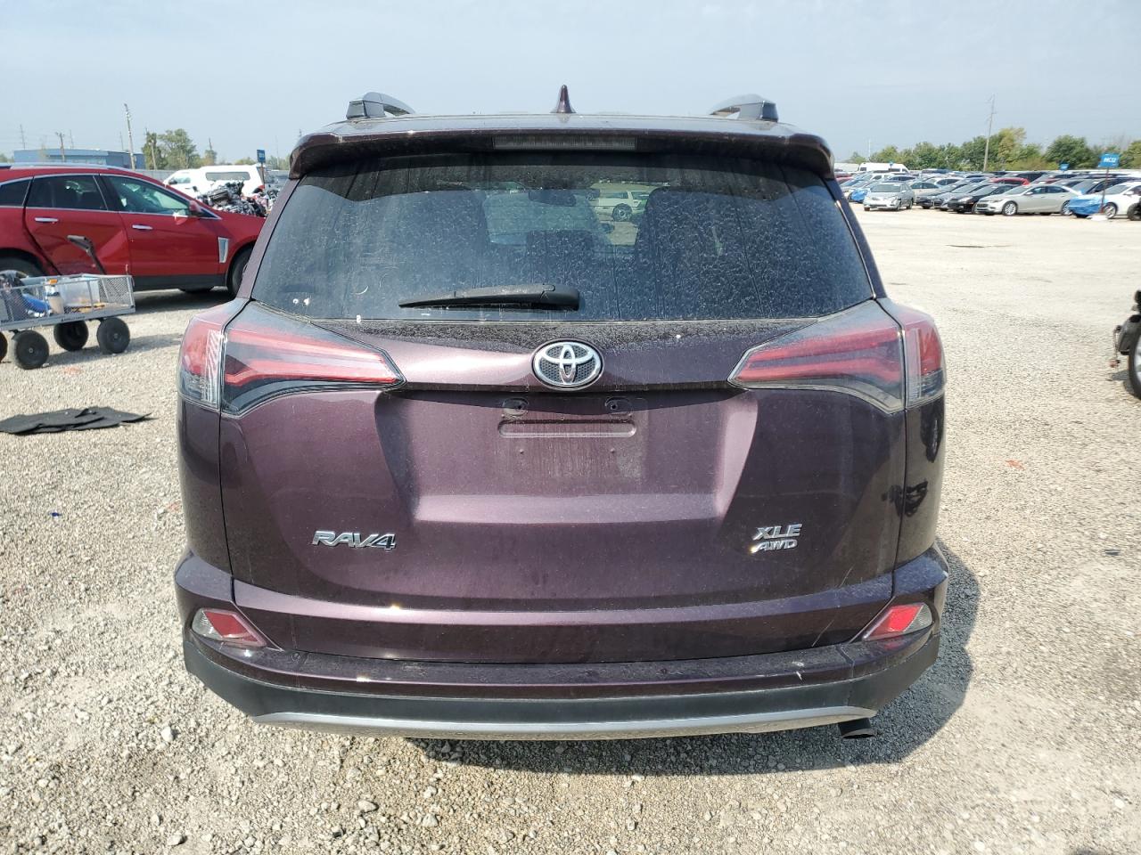 2017 Toyota Rav4 Xle VIN: 2T3RFREV8HW640141 Lot: 80719005