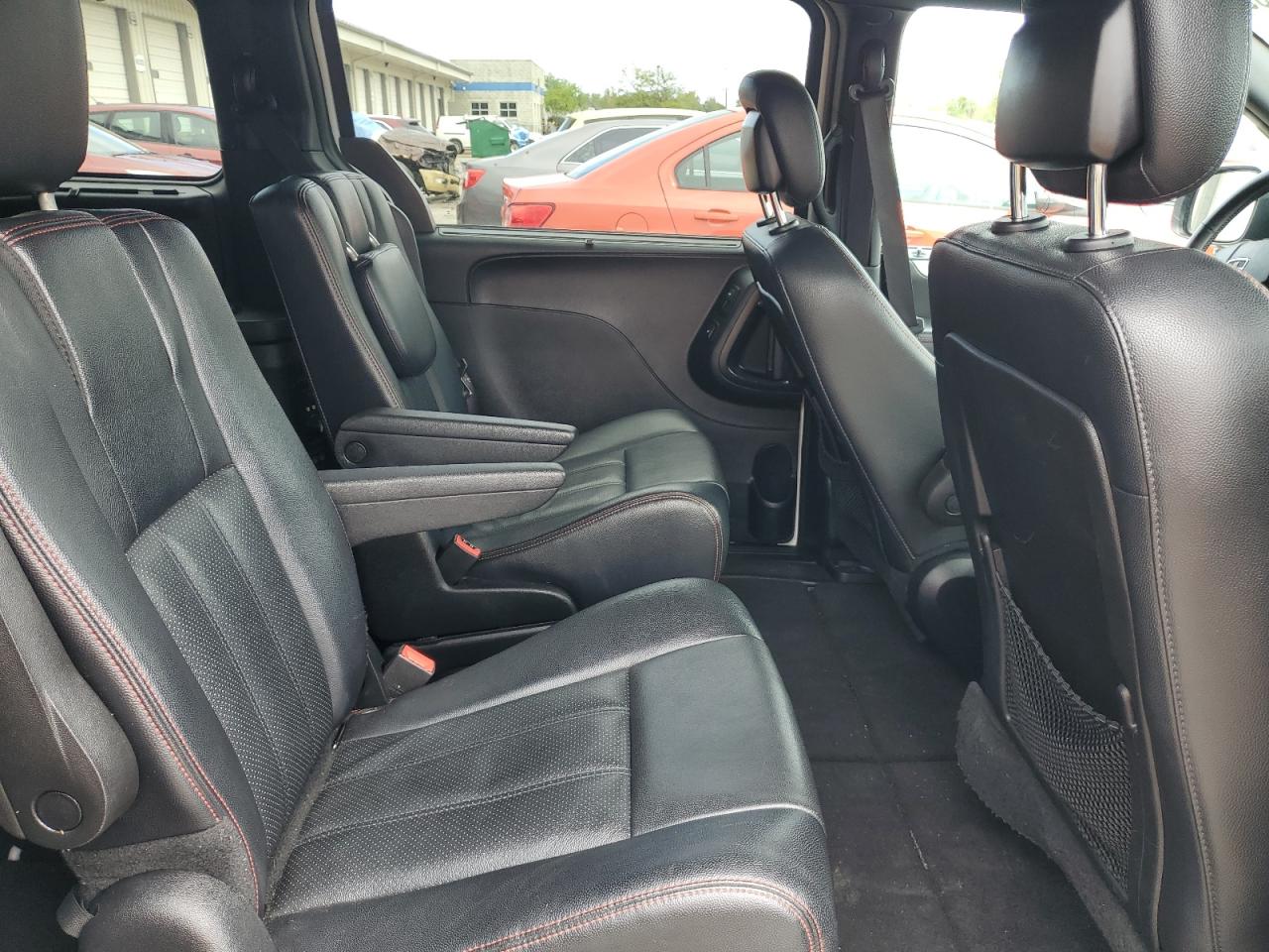 2016 Dodge Grand Caravan R/T VIN: 2C4RDGEG6GR108682 Lot: 84285395