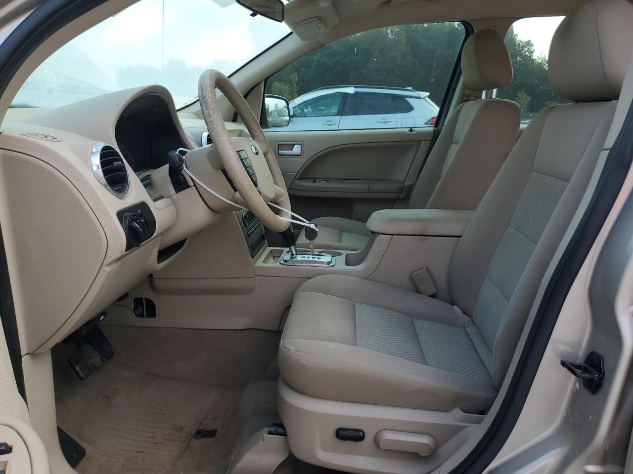 2005 Ford Freestyle Se VIN: 1FMZK01125GA72028 Lot: 80939055