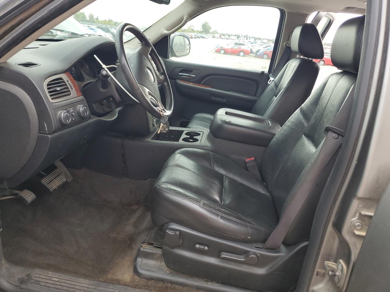 2009 GMC Yukon Xl K1500 Slt VIN: 1GKFK363X9R221495 Lot: 81707385