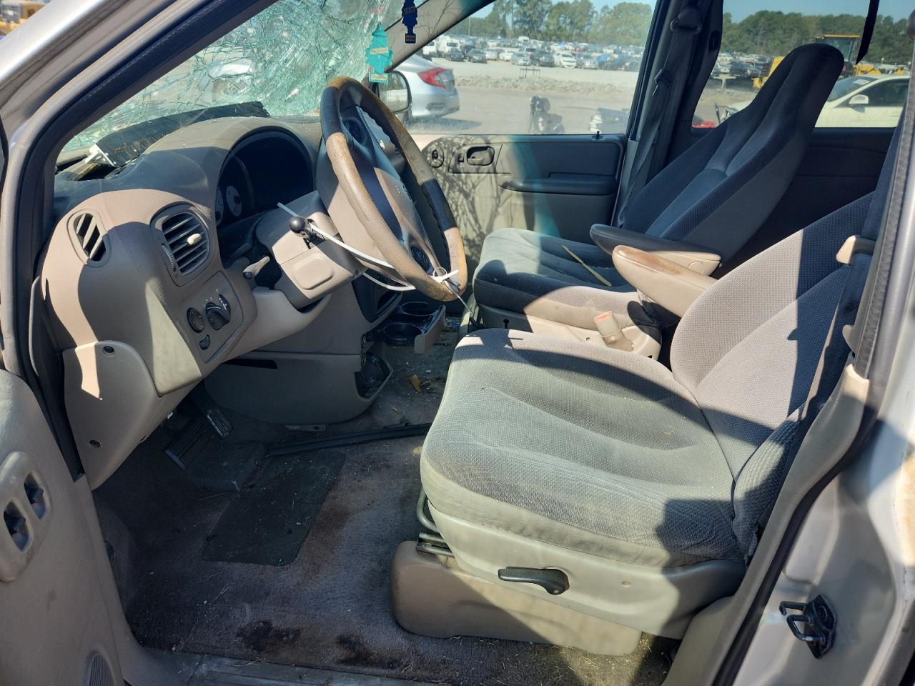 2002 Dodge Caravan Se VIN: 1B4GP25342B513054 Lot: 71447165