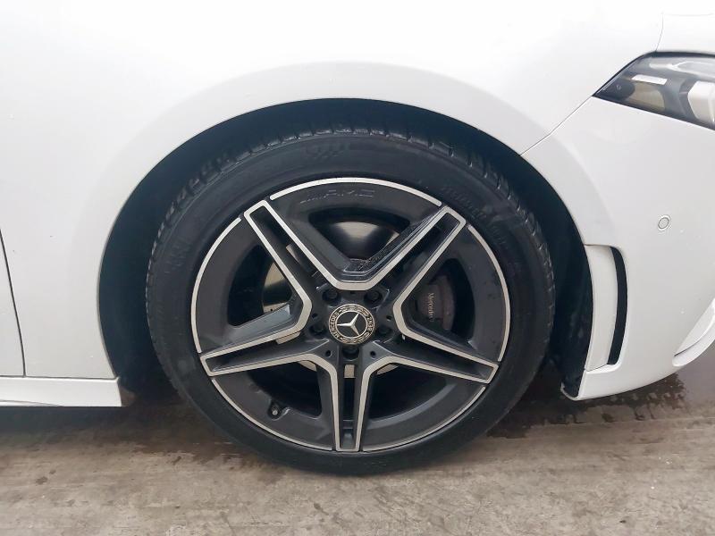 2023 MERCEDES-BENZ A 200 AMG LINE EXECUTIVE 