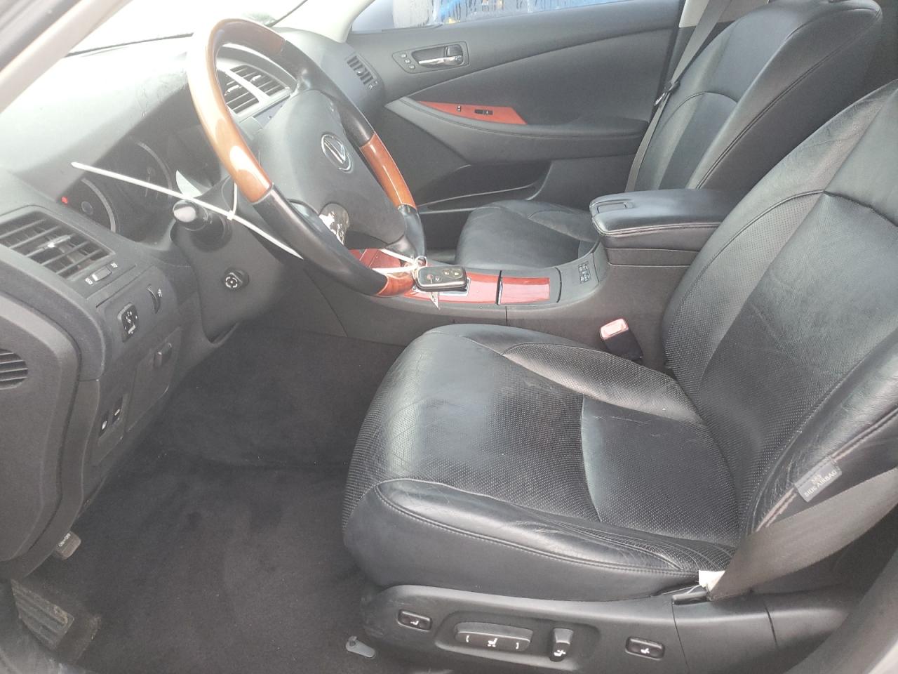 2007 Lexus Es 350 VIN: JTHBJ46GX72015748 Lot: 82038755