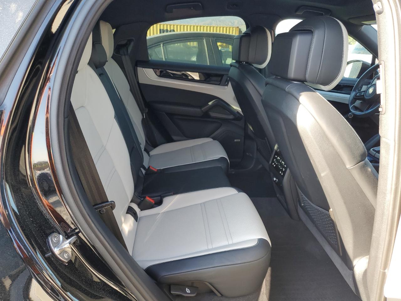 2024 Porsche Cayenne Coupe VIN: WP1BA2AY6RDA53389 Lot: 80309115