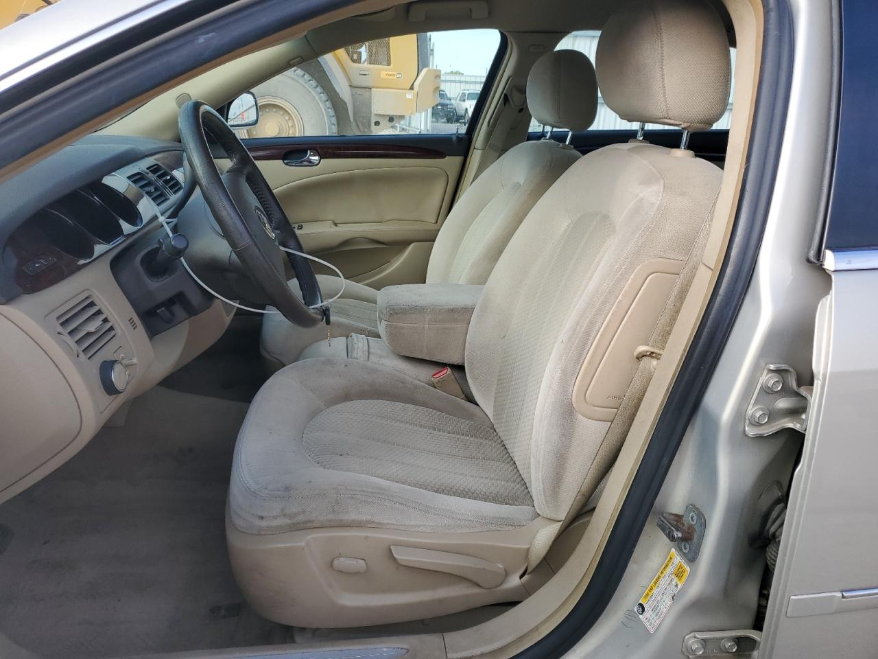 2008 Buick Lucerne Cx VIN: 1G4HP57208U195732 Lot: 84441165