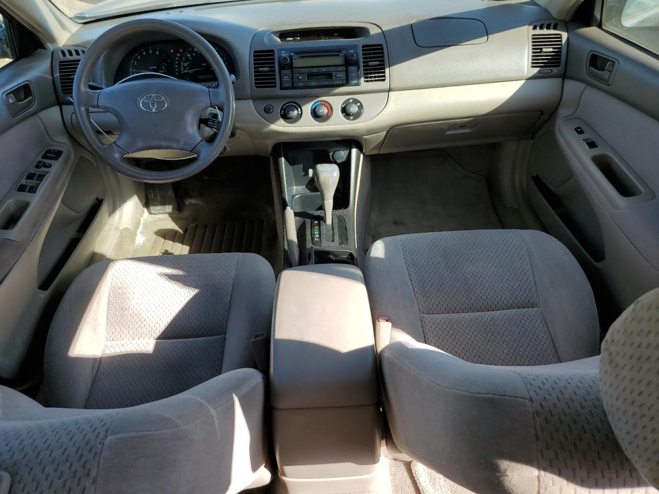 2003 Toyota Camry Le VIN: 4T1BE32K93U243289 Lot: 84629805