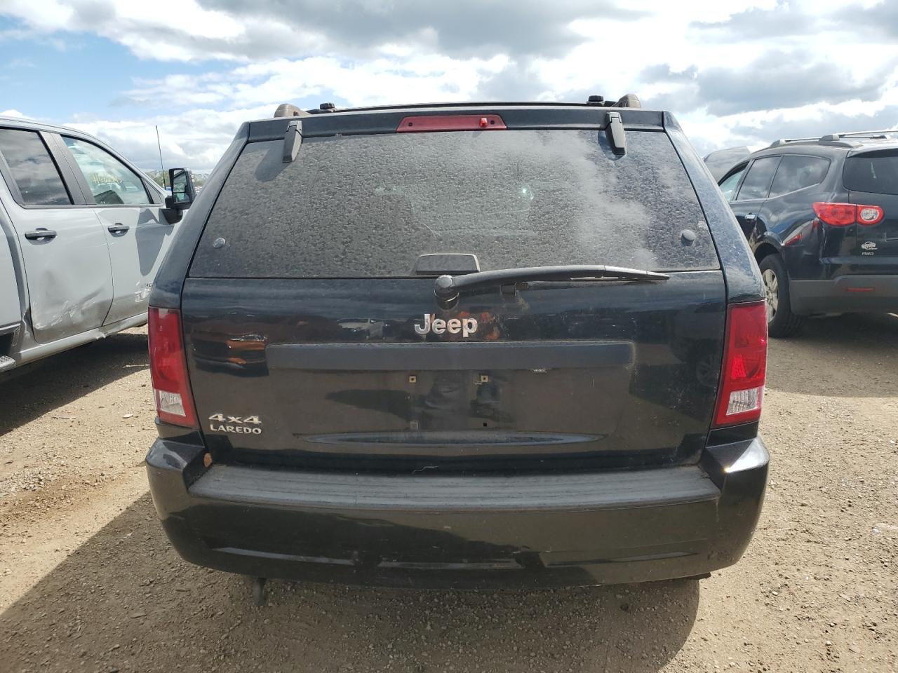 2007 Jeep Grand Cherokee Laredo VIN: 1J8GR48K47C649318 Lot: 71341935