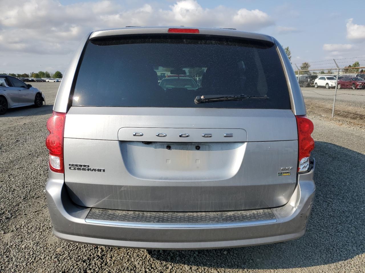 2019 Dodge Grand Caravan Sxt VIN: 2C4RDGCG1KR772500 Lot: 71903055