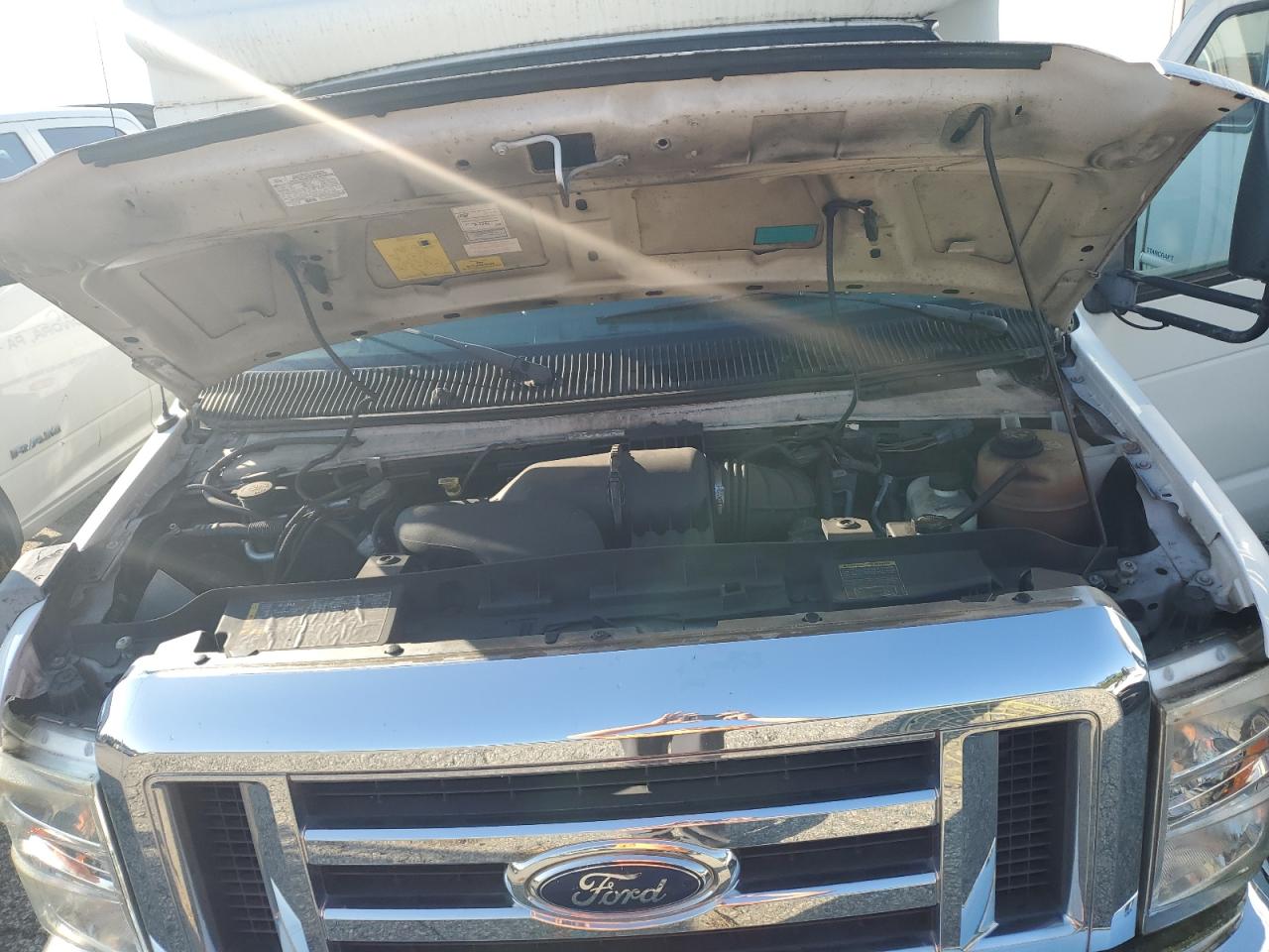 2009 Ford Econoline - Transit Vehicles Shuttle Bus VIN: 1FDFE45S69DA68477 Lot: 71844215