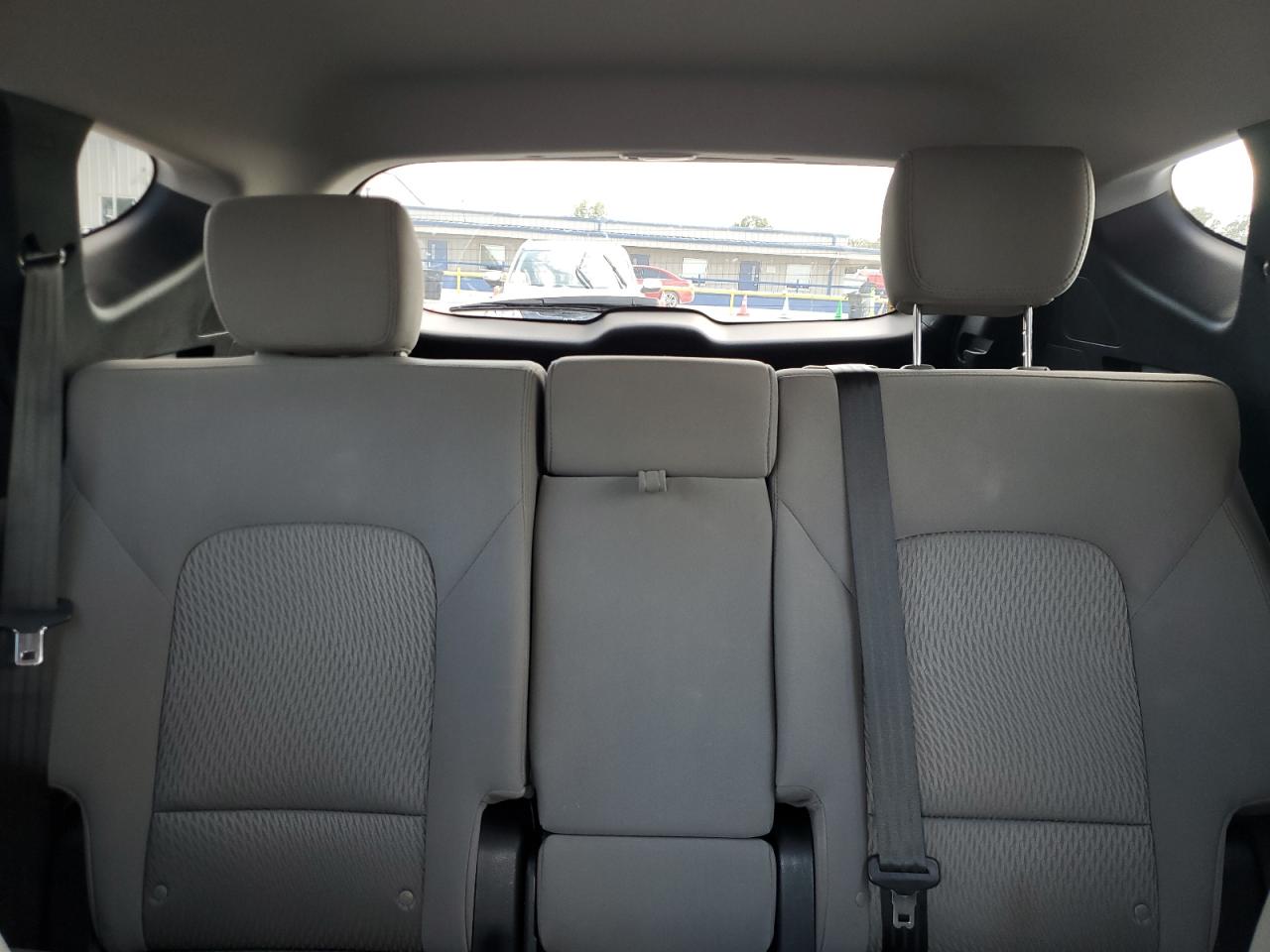 2017 Hyundai Santa Fe Sport VIN: 5XYZT3LB3HG410052 Lot: 80092135