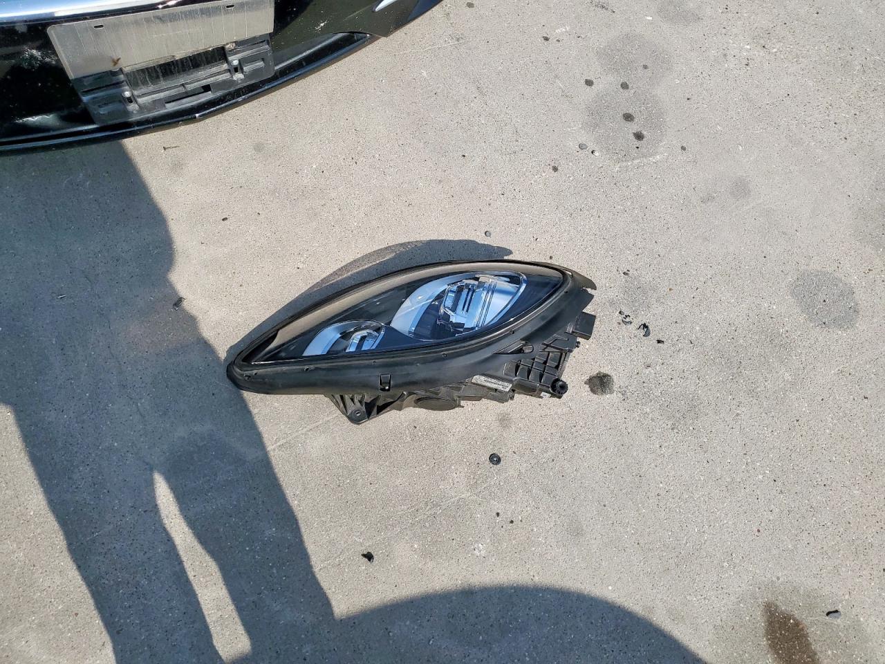 2018 Porsche Macan S VIN: WP1AB2A56JLB38354 Lot: 81849605