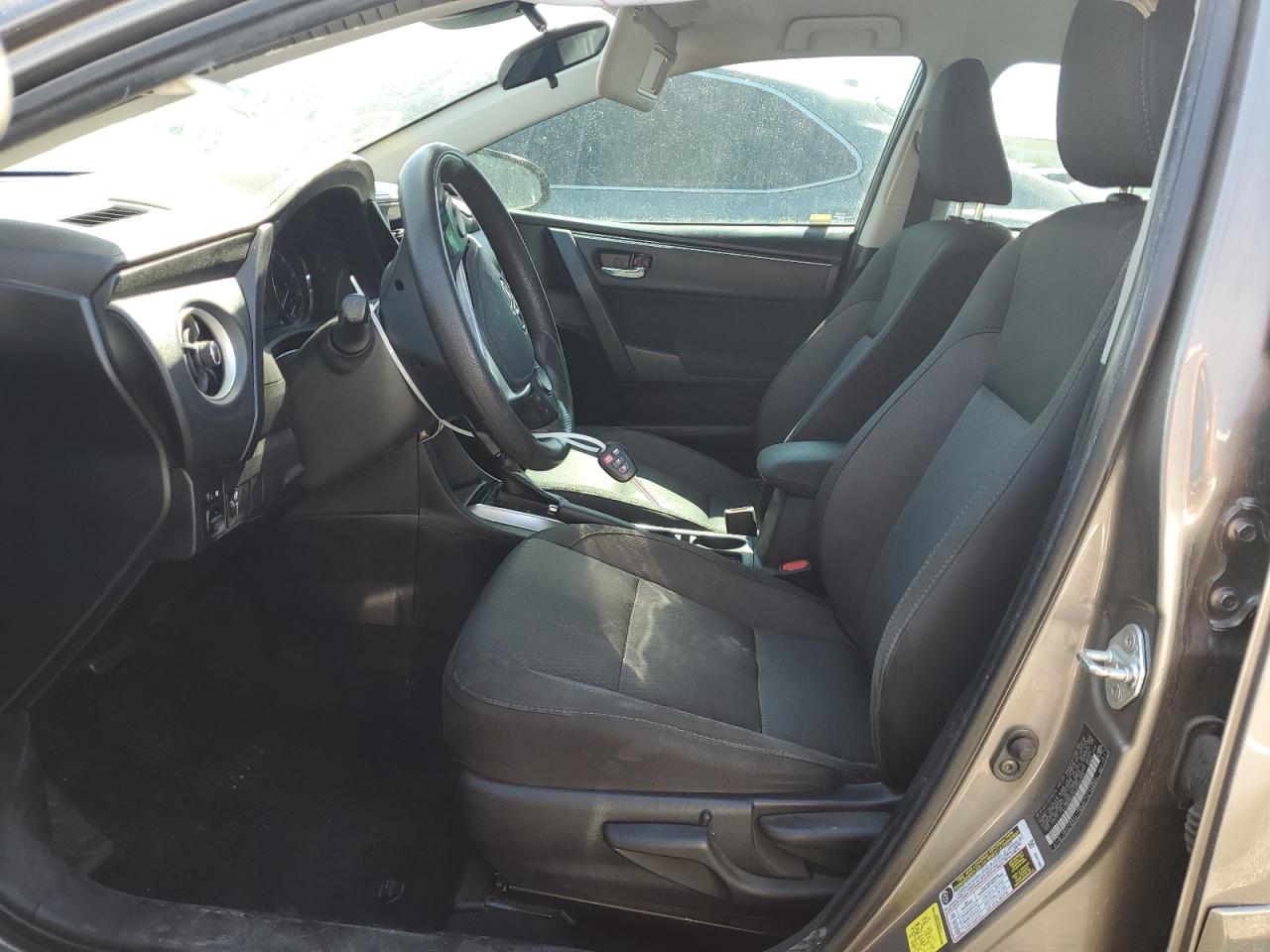 2018 Toyota Corolla L VIN: 2T1BURHE0JC046307 Lot: 80207055