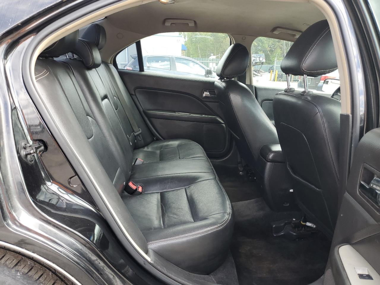 2011 Ford Fusion VIN: 3FAHP0JG8BR190732 Lot: 81425555