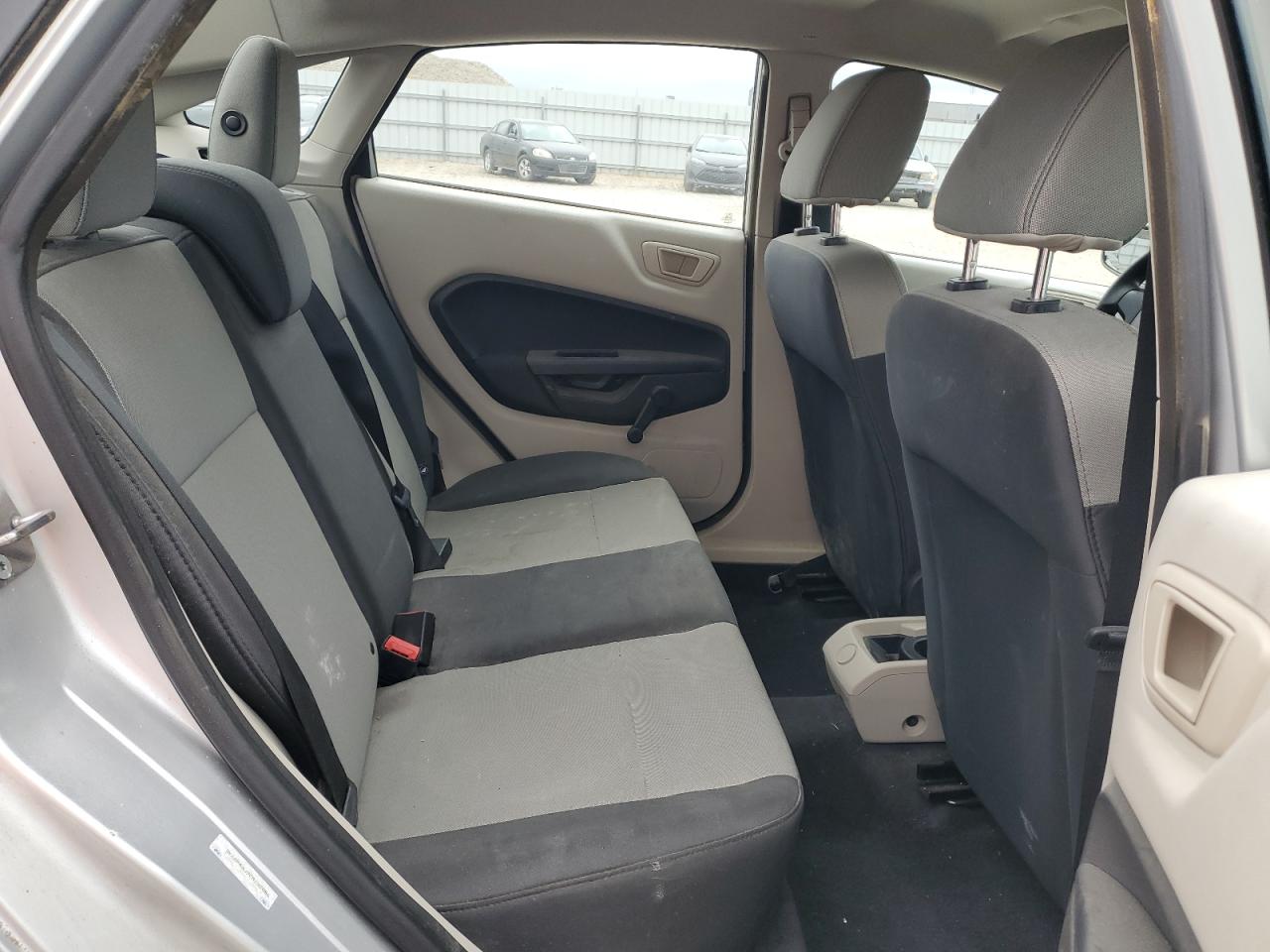 2012 Ford Fiesta S VIN: 3FADP4AJ7CM182086 Lot: 84431355